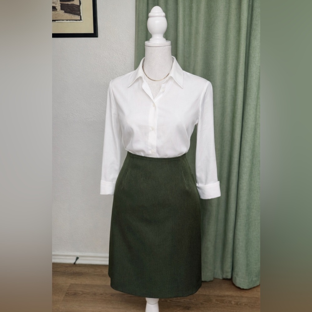 Vintage La Belle Made In USA Olive Green Pencil Skirt | Size 11 (Modern 8)